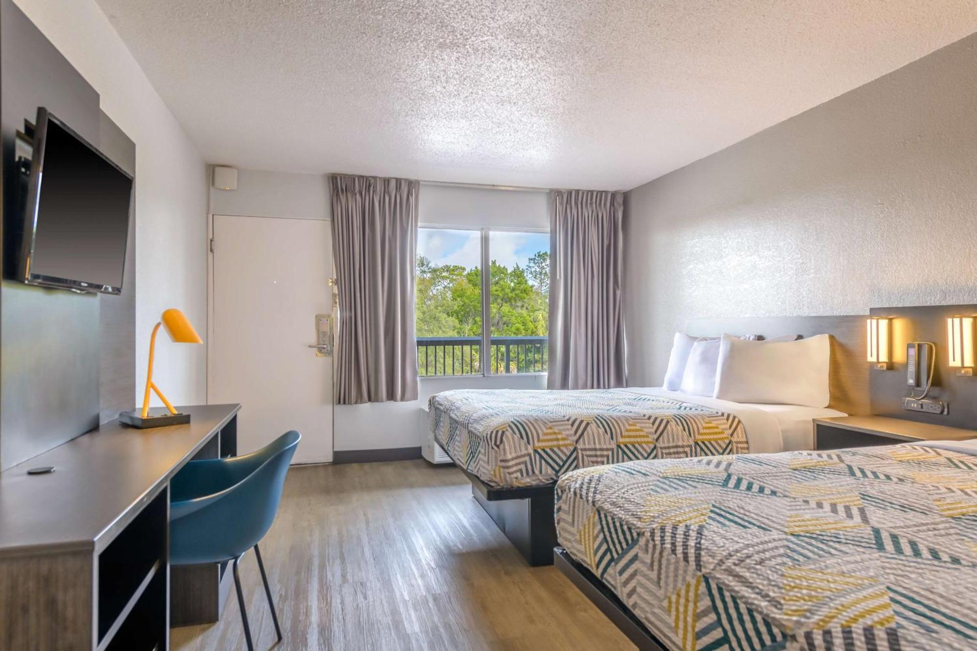 Motel 6-Spring Hill, Fl - Weeki Wachee Exterior photo