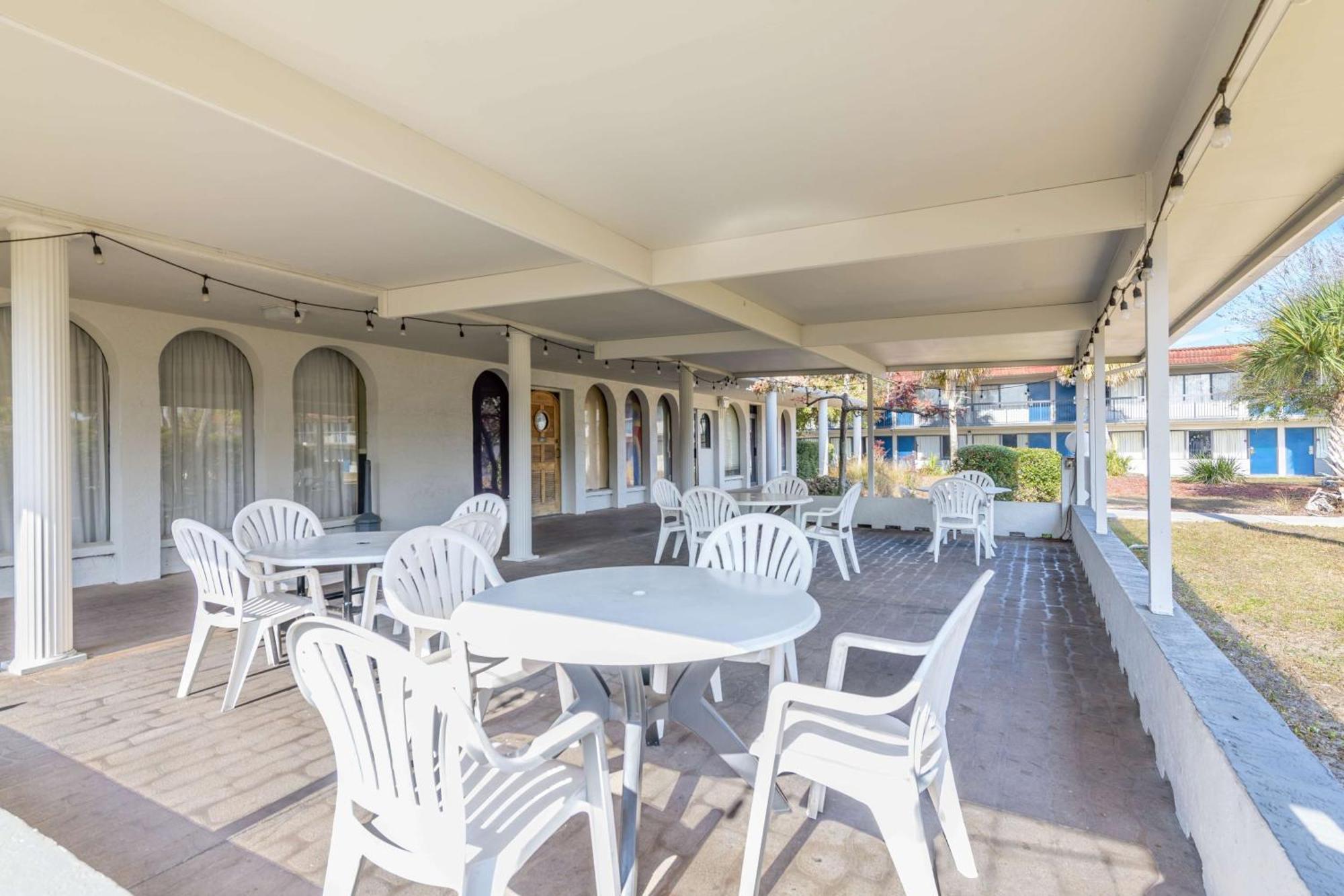 Motel 6-Spring Hill, Fl - Weeki Wachee Exterior photo