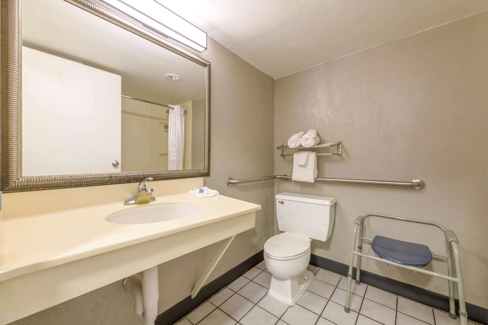 Motel 6-Spring Hill, Fl - Weeki Wachee Exterior photo