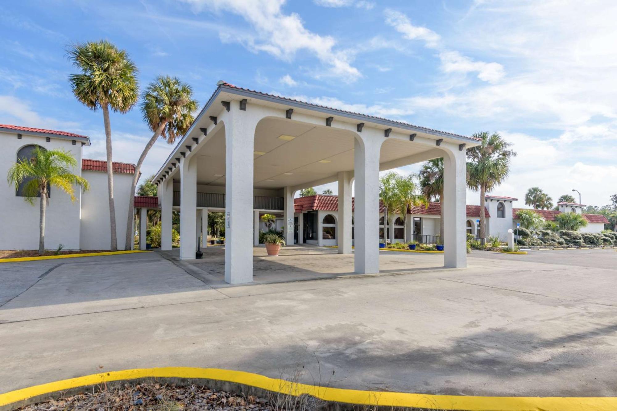 Motel 6-Spring Hill, Fl - Weeki Wachee Exterior photo